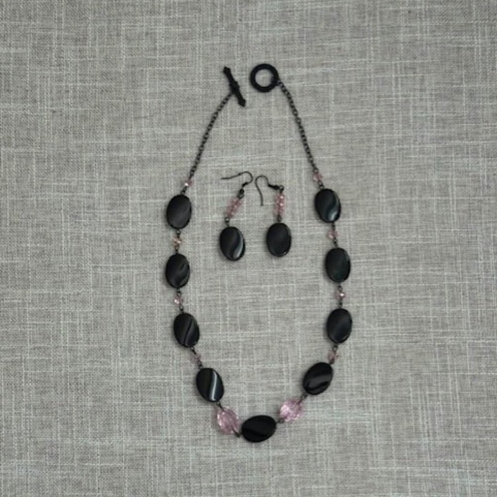 Handmade Black & Pink Beaded Necklace & Earring Set with Toggle Clasp